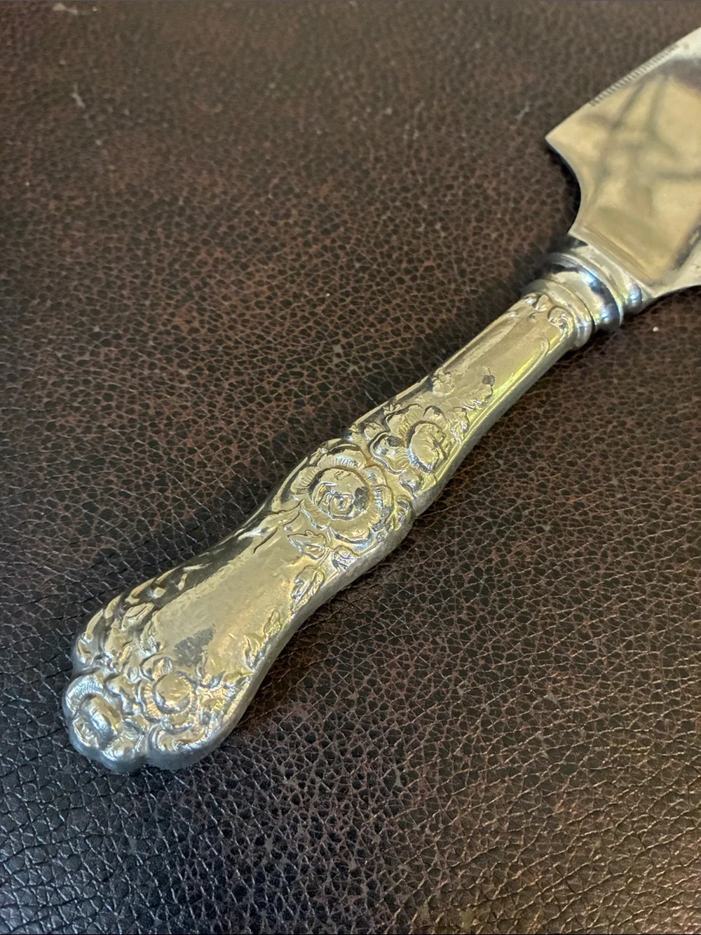 Pie Server Flatware Lewis co. Floraine silver Plated
